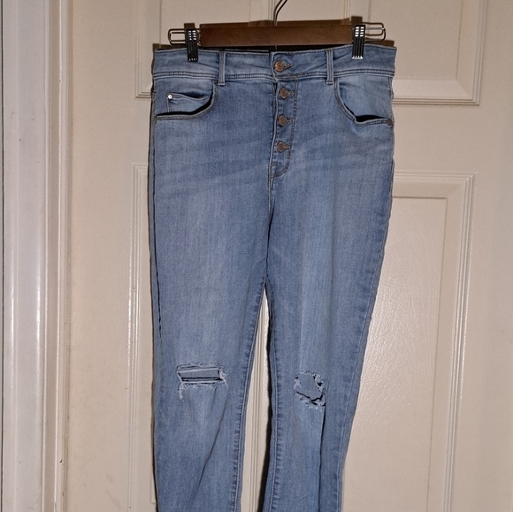 Time and true distressed jeans size 10 - Picture 1 of 7